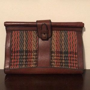 Fossil clutch